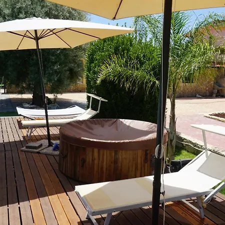 Villa Puffolandia House Villino Con Piscina Contrada Maeggio